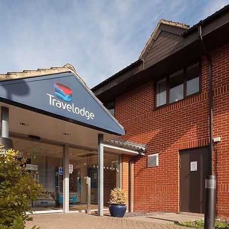Travelodge Newbury Tot Hill Highclere Exterior photo
